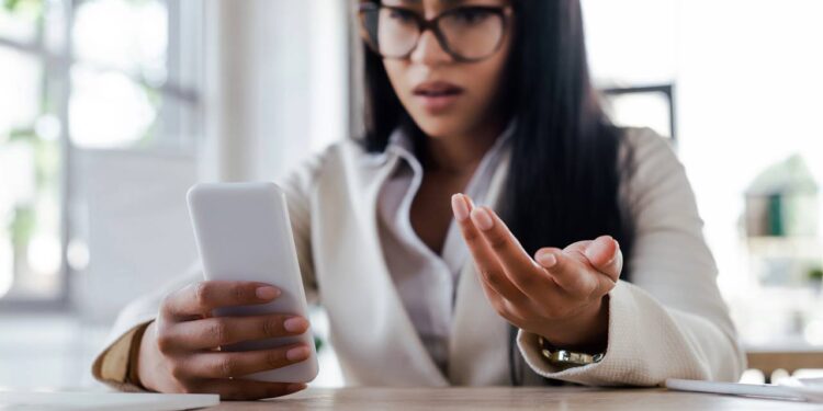 Como reduzir o uso do celular e melhorar saúde mental