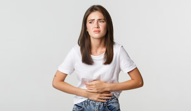 PL garante folga de até dois dias para quem sofre com cólicas graves menstruais. Foto: FreePik