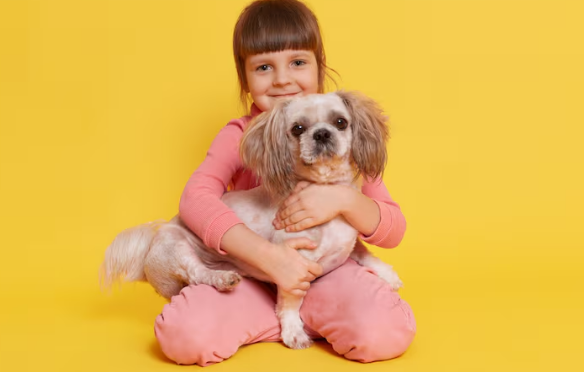 Ter um pet ajuda no desenvolvimento emocional. Foto: FreePik