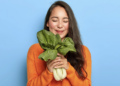 Como montar uma dieta vegana barata e saudável? Foto: FreePik