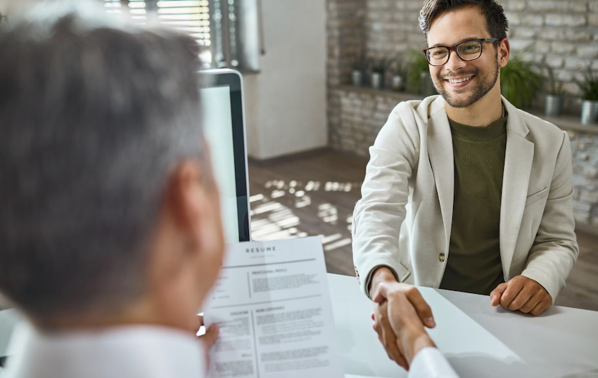 Cuidados com os Golpes do Emprego. Foto: FreePik