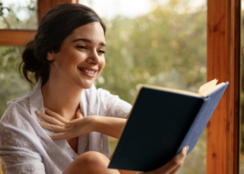 Veja seleção de livros para fortalecer a saúde mental. Foto: FreePik