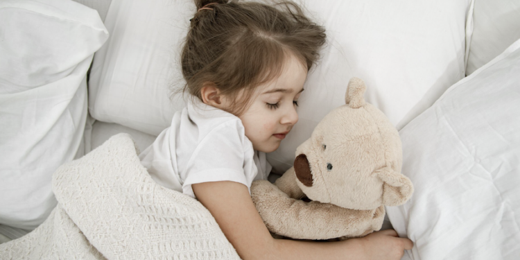 Melatonina para criança faz mal? Foto: FreePik