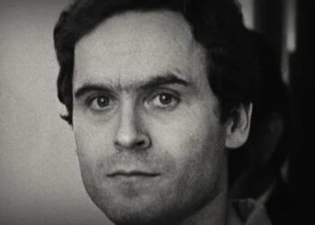 Conversando com um Serial Killer: Ted Bundy - Créditos: Netflix
