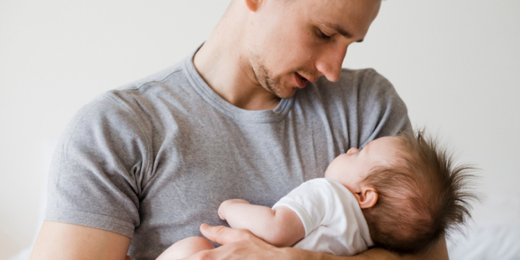Paternidade ativa - as empresas podem apoiar causa! Foto: FreePik