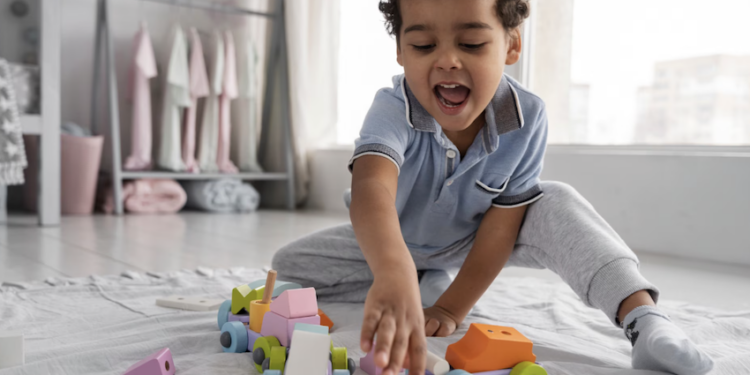 Brasileiro vai gastar, em média, R$ 250 no Dia das Crianças. Foto: FreePik