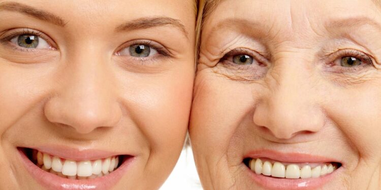 Rostinho de 25 para sempre com harmonização facial caseira que suga rugas e linhas de expressão