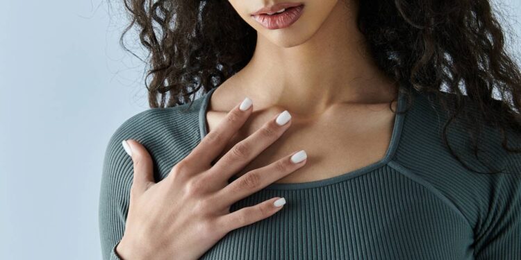 Hábitos simples acelerando a recuperação de unhas quebradiças. - Créditos: depositphotos.com / HayDmitriy