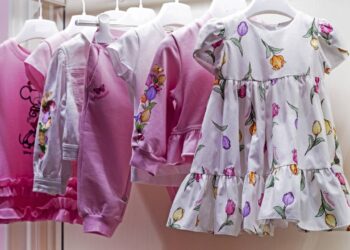 Tecido leve que garante conforto durante os dias quentes - Créditos: depositphotos.com / AllaSerebrina