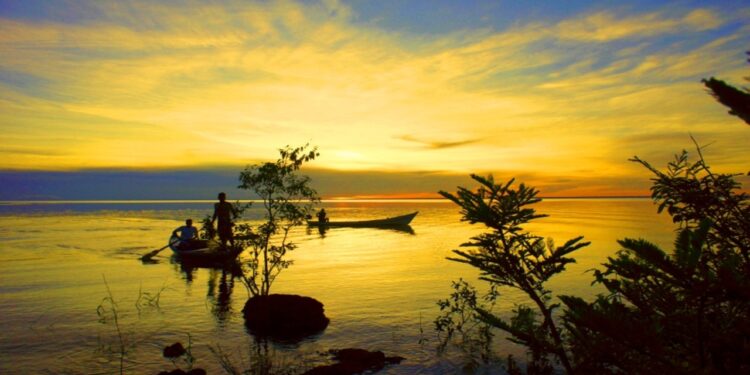 Cenário de águas cristalinas que inspira momentos de lazer e contemplação - Créditos :www.flickr.com