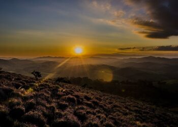 Atividade cultural que estimula a apreciação da arte cerâmica local. - Créditos: commons.wikimedia.org
