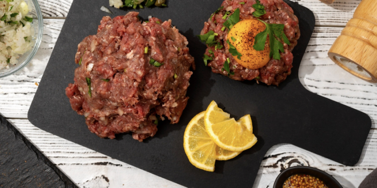 Existe alergia à carne? Foto: FreePik