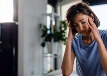 Ansiedade financeira atinge 84% dos brasileiros. Foto: FreePik