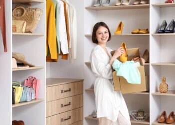 Estratégia prática que aumenta a durabilidade das roupas e acessórios - Créditos: depositphotos.com / serezniy