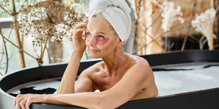 Hábito consciente que contribui para o descanso profundo e qualidade do sono. - Créditos: depositphotos.com / HayDmitriy