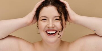 Energia astral despertando o magnetismo e a autoconfiança interior - Créditos: depositphotos.com / HayDmitriy