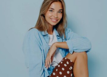 Tendência de moda que valoriza múltiplos tipos de corpo feminino - Créditos: depositphotos.com / vk_studio