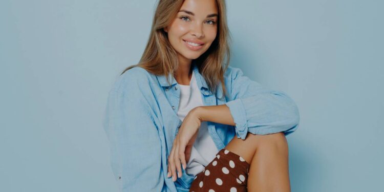 Tendência de moda que valoriza múltiplos tipos de corpo feminino - Créditos: depositphotos.com / vk_studio