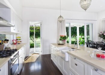 Limpeza estratégica que evita alergias respiratórias e irritações na pele - Créditos: depositphotos.com / ImageSupply