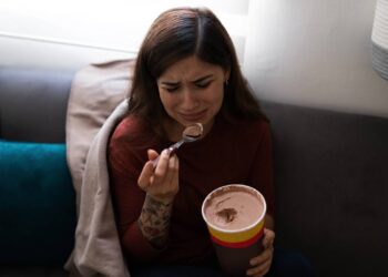 Dor contida em segredo que molda o caráter de cada signo - Créditos: depositphotos.com / tonodiaz