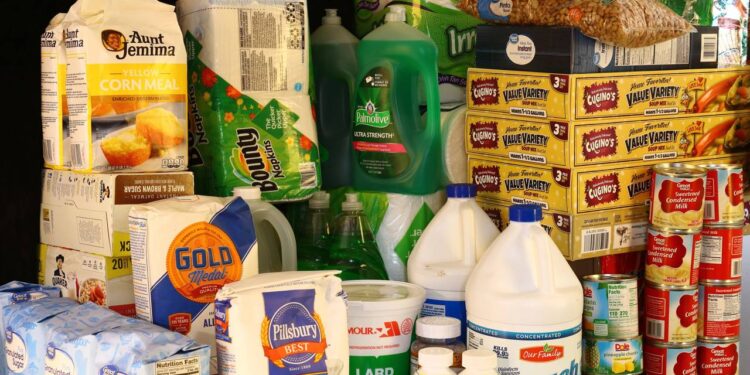 Como armazenar alimentos corretamente na despensa