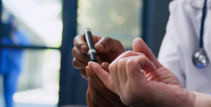 Diabetes é uma das principais causas de cegueira em adultos. Foto: FreePik