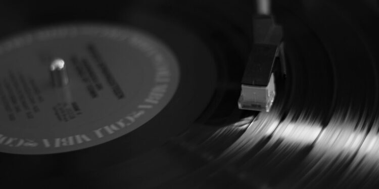 Itens antigos que valem uma fortuna e você nem imagina