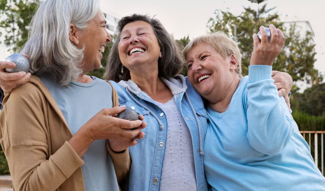 97% se interessam em envelhecer bem, mas faltam hábitos consistentes. Foto: FreePik
