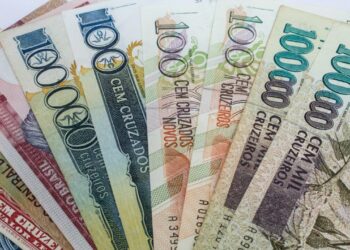 Como notas de dinheiro antigo podem valer tanto