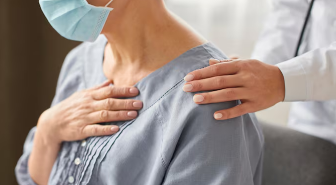 Decisão determina remoção do conteúdo e proíbe novas publicações com informações falsas sobre o exame. Foto: FreePik