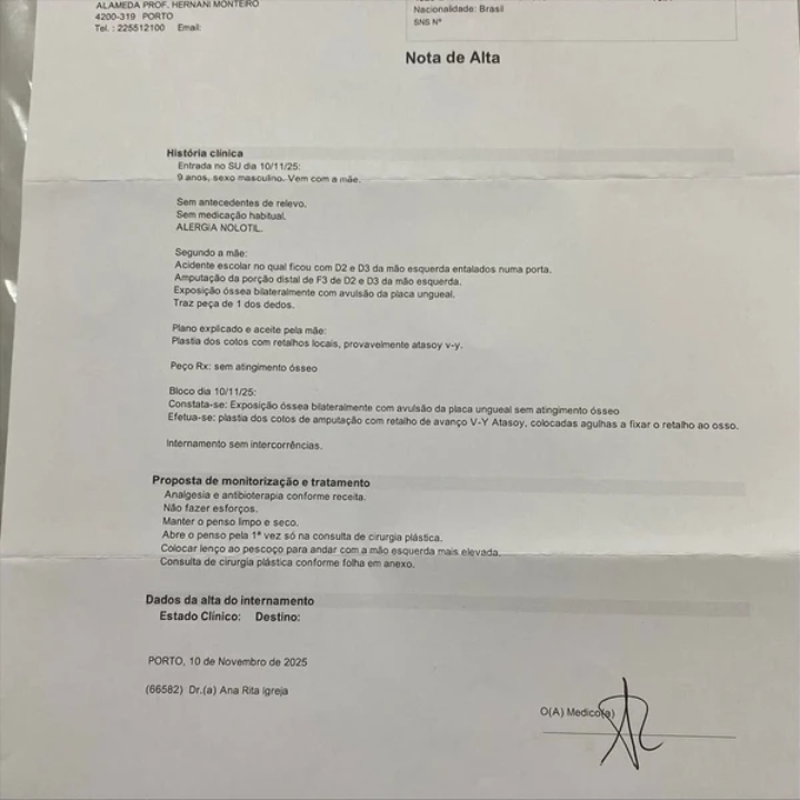 Menino brasileiro tem dedos amputados