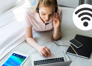 Potência de sinal ampliada garantindo conexão estável em todos os cômodos - Créditos: depositphotos.com / DenisDenisenko / Créditos: depositphotos.com / pavlozahorianskyi.gmail.com