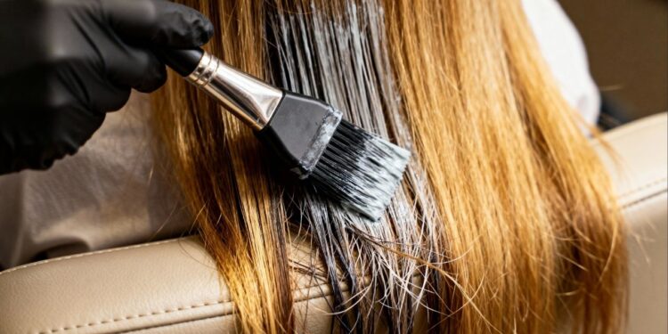 Pintar o cabelo faz mal à saúde (e não só ao cabelo): Com que frequência podemos fazer isso?