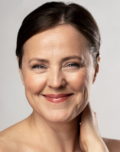 Mudanças na pele após os 50 anos. Foto: FreePik