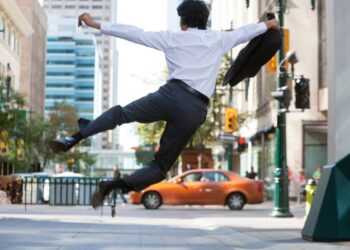 Energia positiva que fortalece relacionamentos e vínculos afetivos. - Créditos: depositphotos.com / SimpleFoto