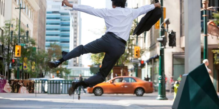 Energia positiva que fortalece relacionamentos e vínculos afetivos. - Créditos: depositphotos.com / SimpleFoto