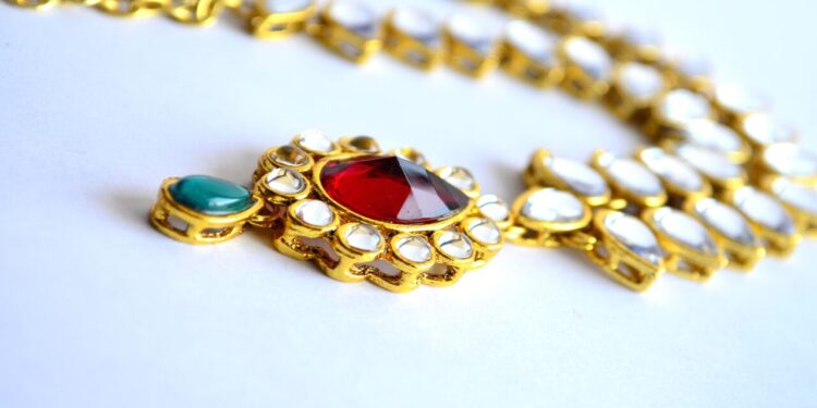 Os materiais de joias que podem valer muito e você tem em casa
