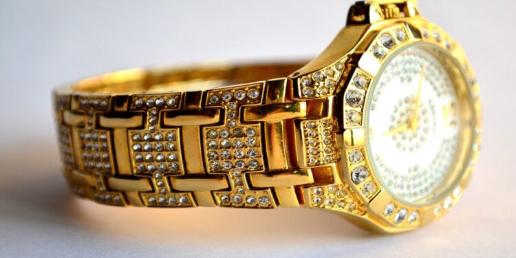 Como relógios de luxo podem valer milhões