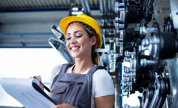 Confira as profissões mais afetadas por acidentes que geram direito ao auxílio-acidente. Foto: FreePik