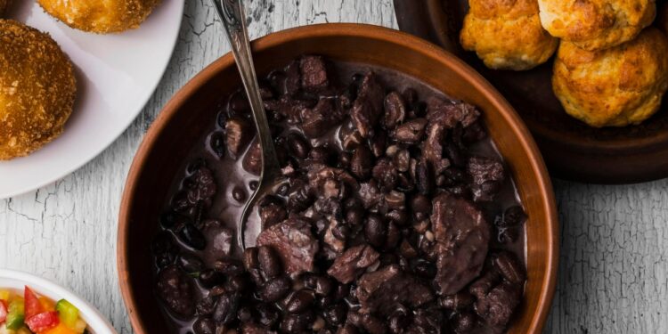 receita de feijoada na panela de pressão
