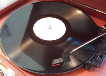 Como seus discos de vinil podem valer uma fortuna