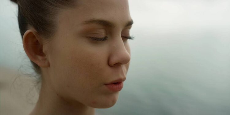 Respirando fundo, soltando o que pesa, encontrando a própria paz - Créditos: depositphotos.com / stockbusters