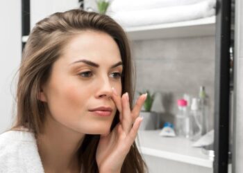 As melhores maneiras de fazer uma rotina de skincare rápida