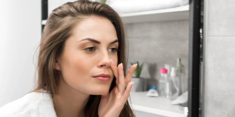 As melhores maneiras de fazer uma rotina de skincare rápida