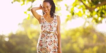 Estilo versátil que valoriza diferentes tipos de corpo - Créditos: depositphotos.com / Mark Adams