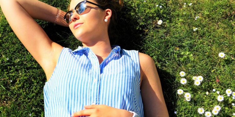 A vitamina D é um hormônio esteroide produzido em nosso organismo principalmente com a exposição ao sol. Foto: Pixabay.