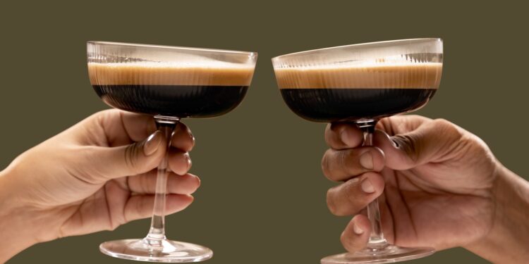 Minted Coffee Mule - receita da Nespresso