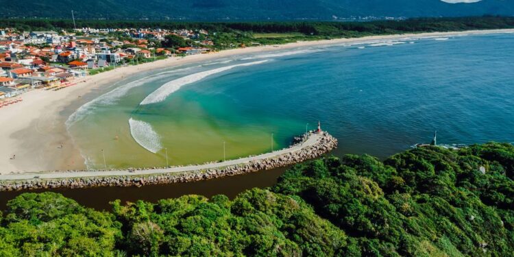 Rotas secretas que transformam caminhadas em experiências únicas de aventura. - Créditos: depositphotos.com / Keola