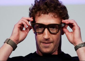 Controle por voz e toque para interações rápidas e intuitivas - Créditos: www.heute.at