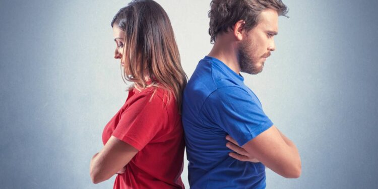 O que é phubbing, o hábito que está acabando com muitos relacionamentos